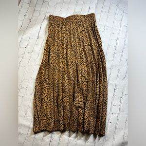 Leopard pleated skirt extra small